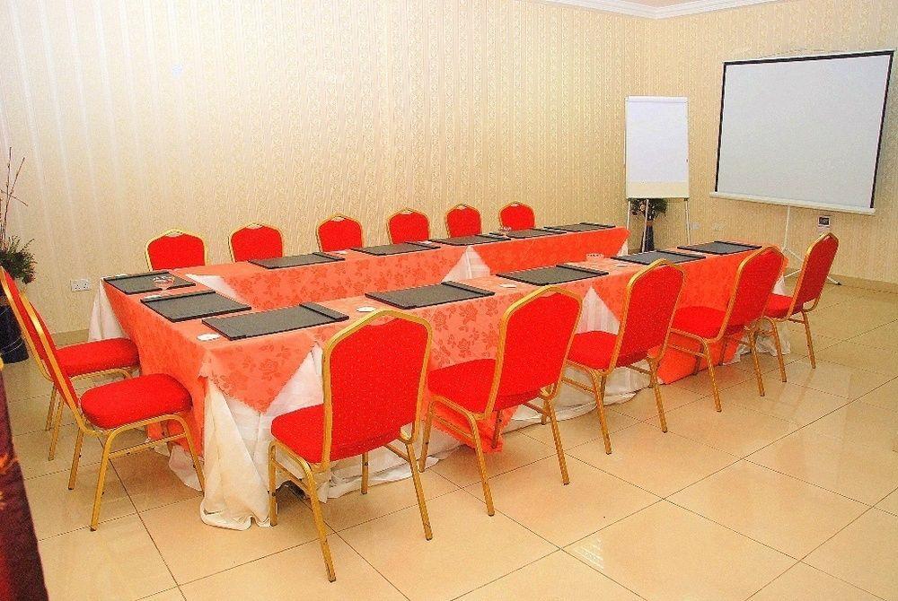 Airport West Hotel Accra Extérieur photo